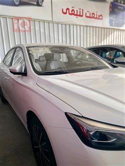 ئێم جی 5 پڵەس